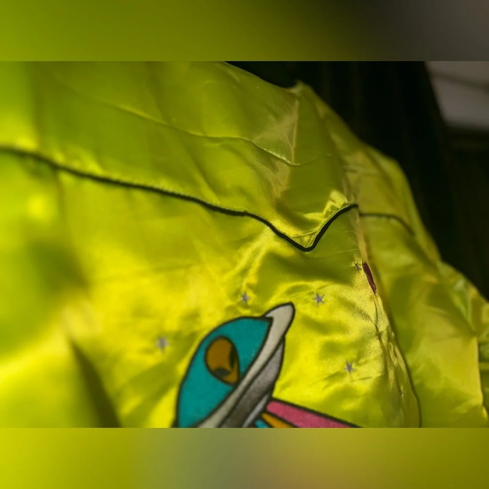 CLUB EXX Vibrant Yellow UFO Embroidered Women's Jacket - Picture 3 of 9